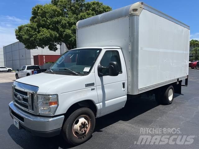 Ford E-350 Samochody ciężarowe ze skrzynią zamkniętą