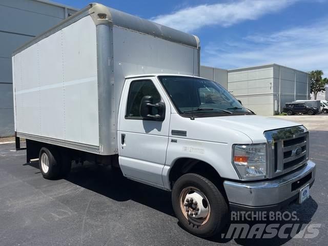 Ford E-350 Samochody ciężarowe ze skrzynią zamkniętą