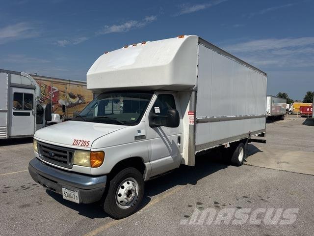 Ford E-350 Busy / Vany