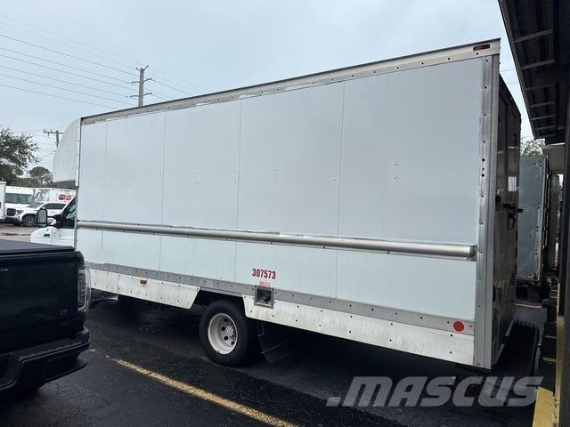 Ford E-350 Samochody dostawcze ze skrzynią zamkniętą