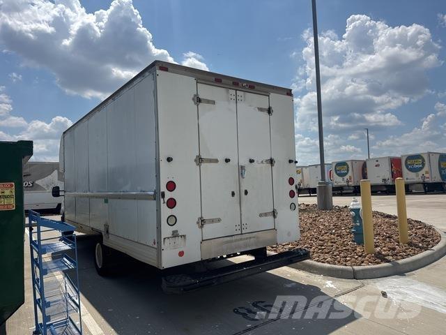 Ford E-350 Busy / Vany
