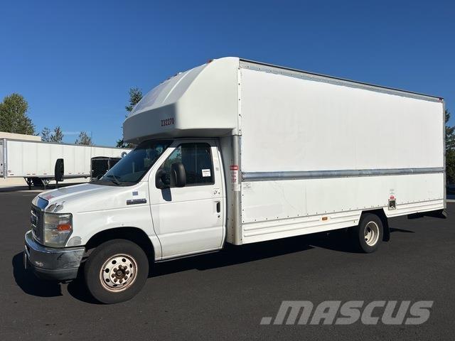 Ford E-350 Busy / Vany