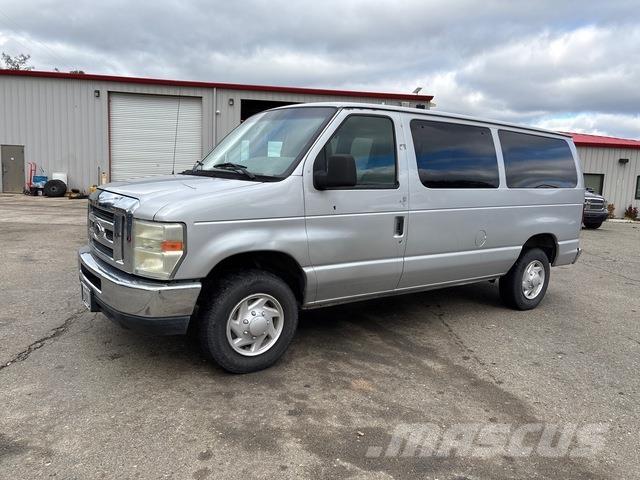 Ford E-350 Samochody osobowe