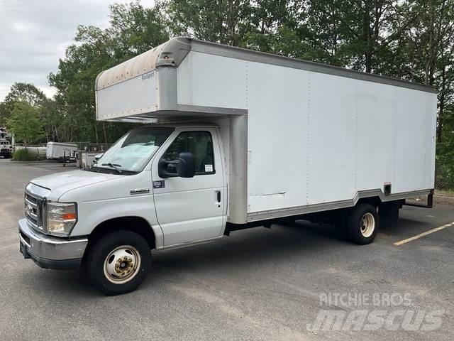 Ford E-450 Samochody ciężarowe ze skrzynią zamkniętą