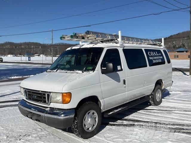 Ford E350 Busy / Vany