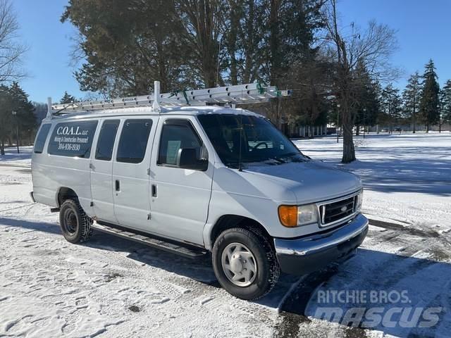 Ford E350 Busy / Vany