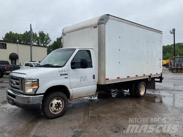 Ford E450 Busy / Vany