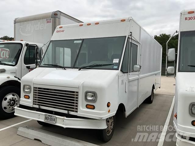 Ford Econoline Samochody dostawcze ze skrzynią zamkniętą