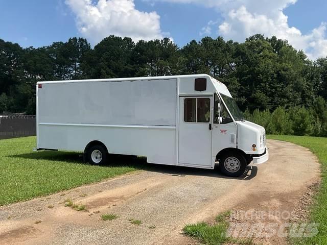 Ford Econoline Samochody dostawcze ze skrzynią zamkniętą