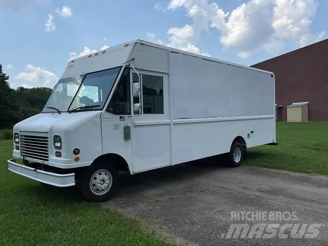 Ford Econoline Samochody dostawcze ze skrzynią zamkniętą