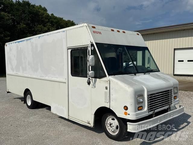 Ford Econoline Samochody dostawcze ze skrzynią zamkniętą