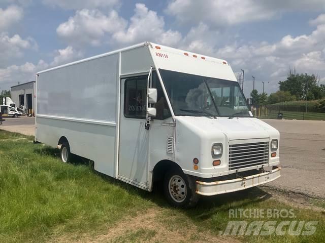 Ford Econoline Samochody dostawcze ze skrzynią zamkniętą