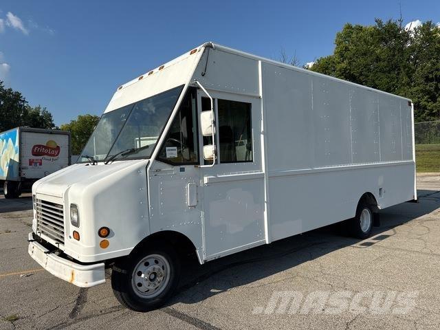 Ford Econoline Samochody dostawcze ze skrzynią zamkniętą