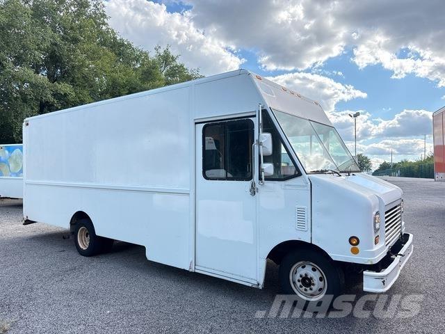 Ford Econoline Samochody dostawcze ze skrzynią zamkniętą