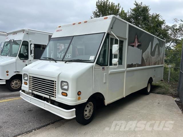 Ford Econoline Samochody dostawcze ze skrzynią zamkniętą