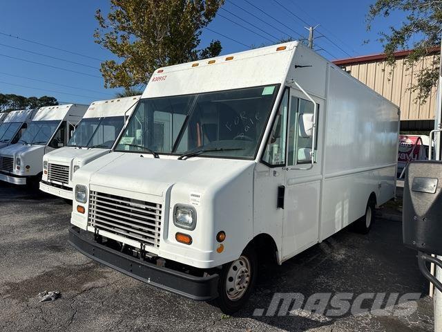 Ford Econoline Samochody dostawcze ze skrzynią zamkniętą