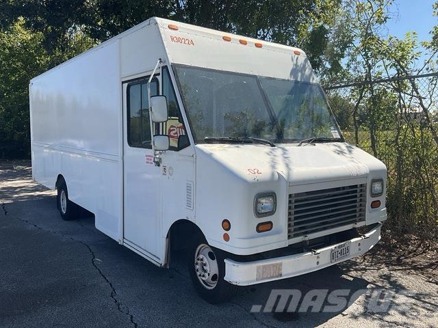 Ford Econoline Samochody dostawcze ze skrzynią zamkniętą