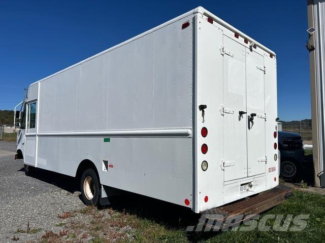 Ford Econoline Samochody dostawcze ze skrzynią zamkniętą