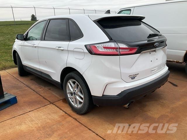 Ford Edge Samochody osobowe
