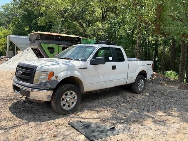 Ford F-150 Pick-upy / Pojazdy z otwieranymi burtami