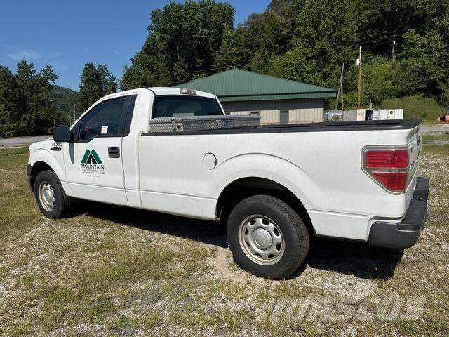 Ford F-150 Pick-upy / Pojazdy z otwieranymi burtami