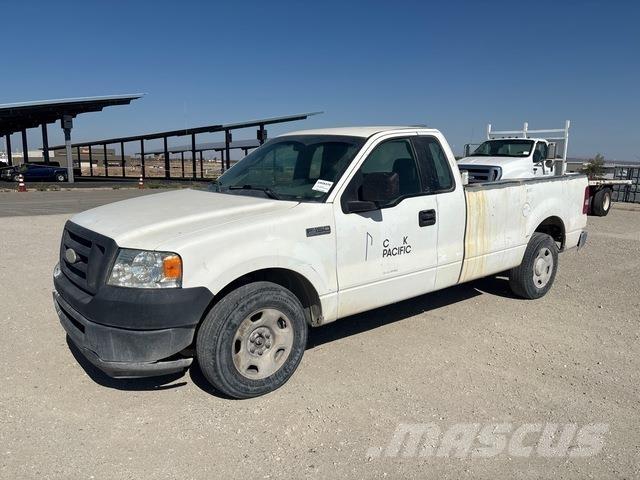 Ford F-150 Pick-upy / Pojazdy z otwieranymi burtami