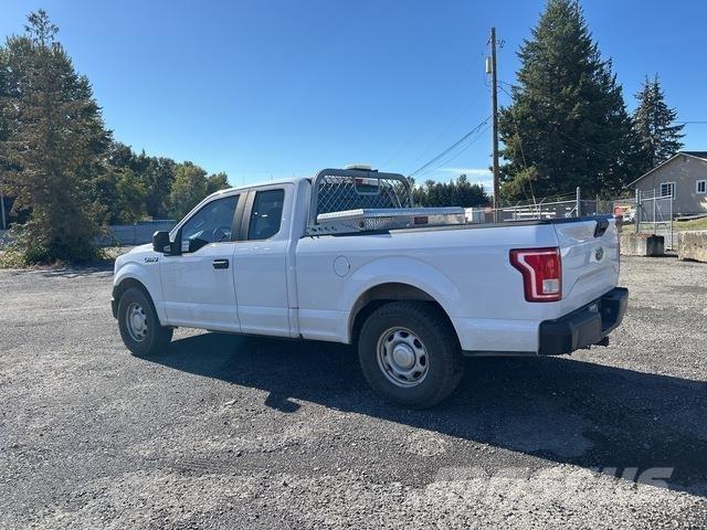 Ford F-150 Pick-upy / Pojazdy z otwieranymi burtami