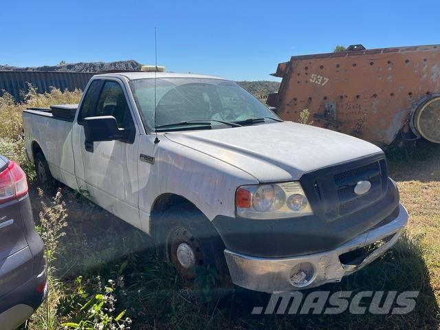 Ford F-150 Pick-upy / Pojazdy z otwieranymi burtami