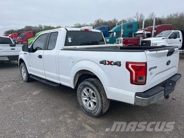 Ford F-150 Pick-upy / Pojazdy z otwieranymi burtami