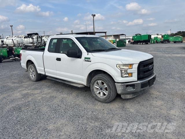Ford F-150 Pick-upy / Pojazdy z otwieranymi burtami