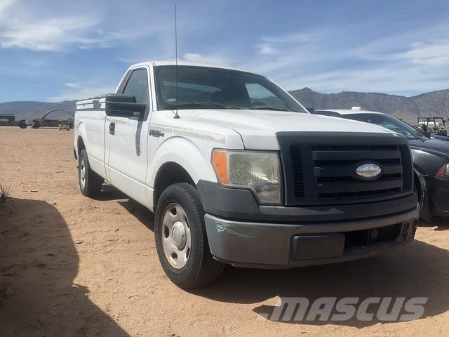 Ford F-150 STX Pick-upy / Pojazdy z otwieranymi burtami