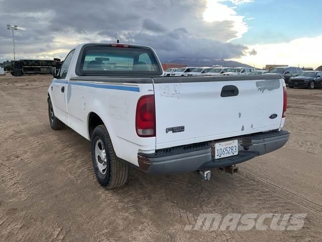 Ford F-150 XL Inne