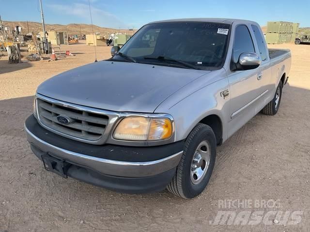 Ford F-150 XLT Inne