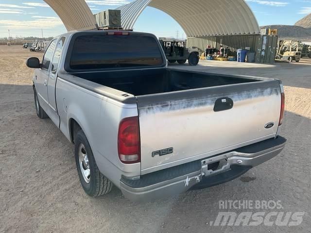 Ford F-150 XLT Inne