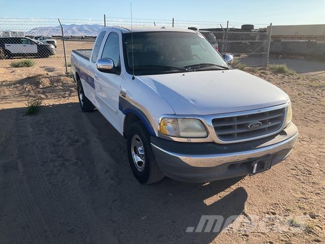 Ford F-150 XLT Inne