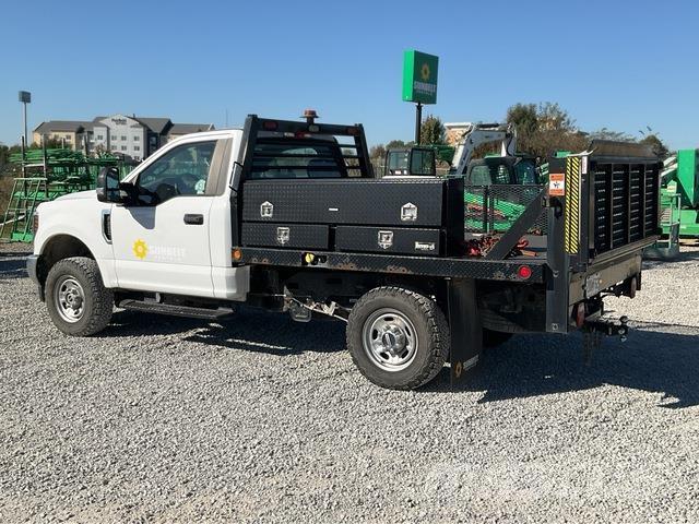 Ford F-250 Ciężarówki typu Platforma / Skrzynia