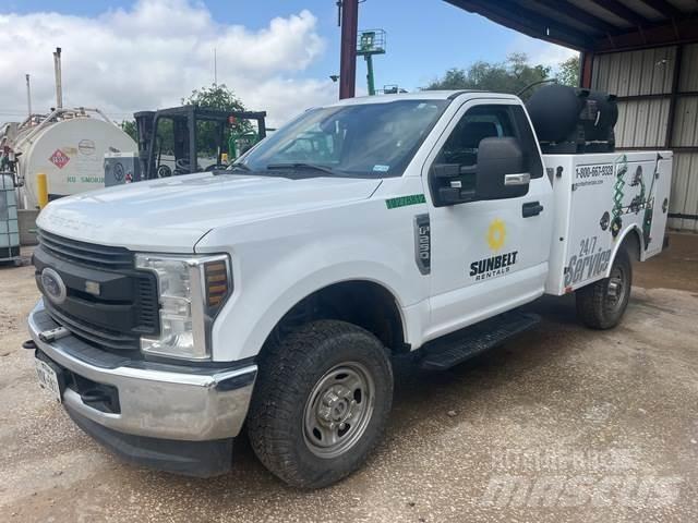 Ford F-250 Maszyny budowlane - Inne