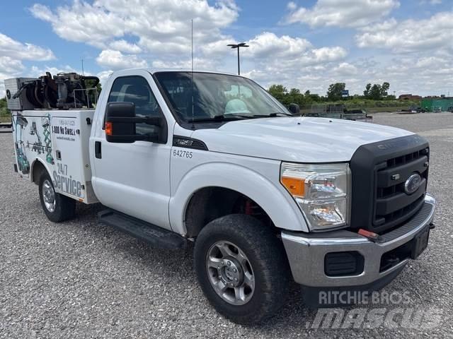 Ford F-250 Pojazdy komunalne
