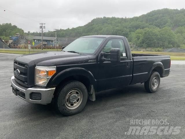 Ford F-250 Inne