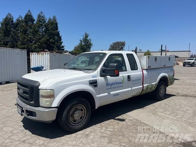 Ford F-250 Inne