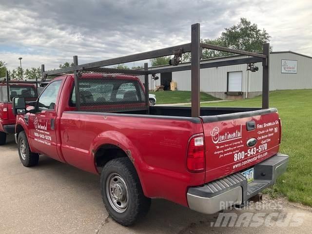 Ford F-250 Inne