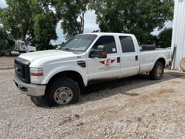 Ford F-250 Pick-upy / Pojazdy z otwieranymi burtami