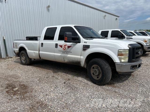 Ford F-250 Pick-upy / Pojazdy z otwieranymi burtami