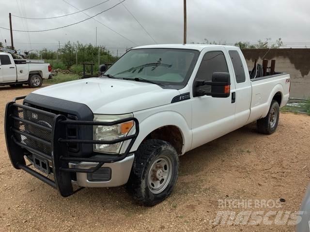 Ford F-250 Inne