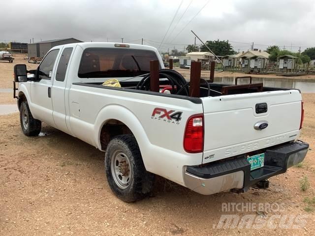 Ford F-250 Inne