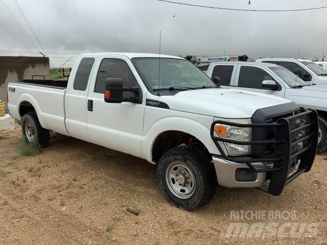 Ford F-250 Inne