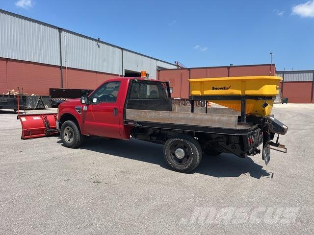 Ford F-250 Lemiesze i pługi śnieżne