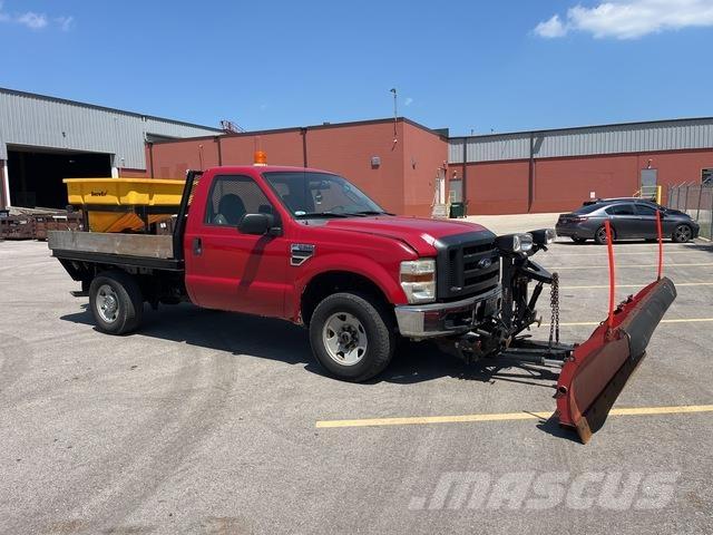 Ford F-250 Lemiesze i pługi śnieżne