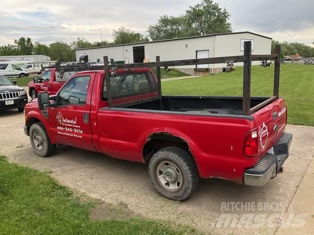 Ford F-250 Inne