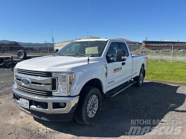 Ford F-250 Inne